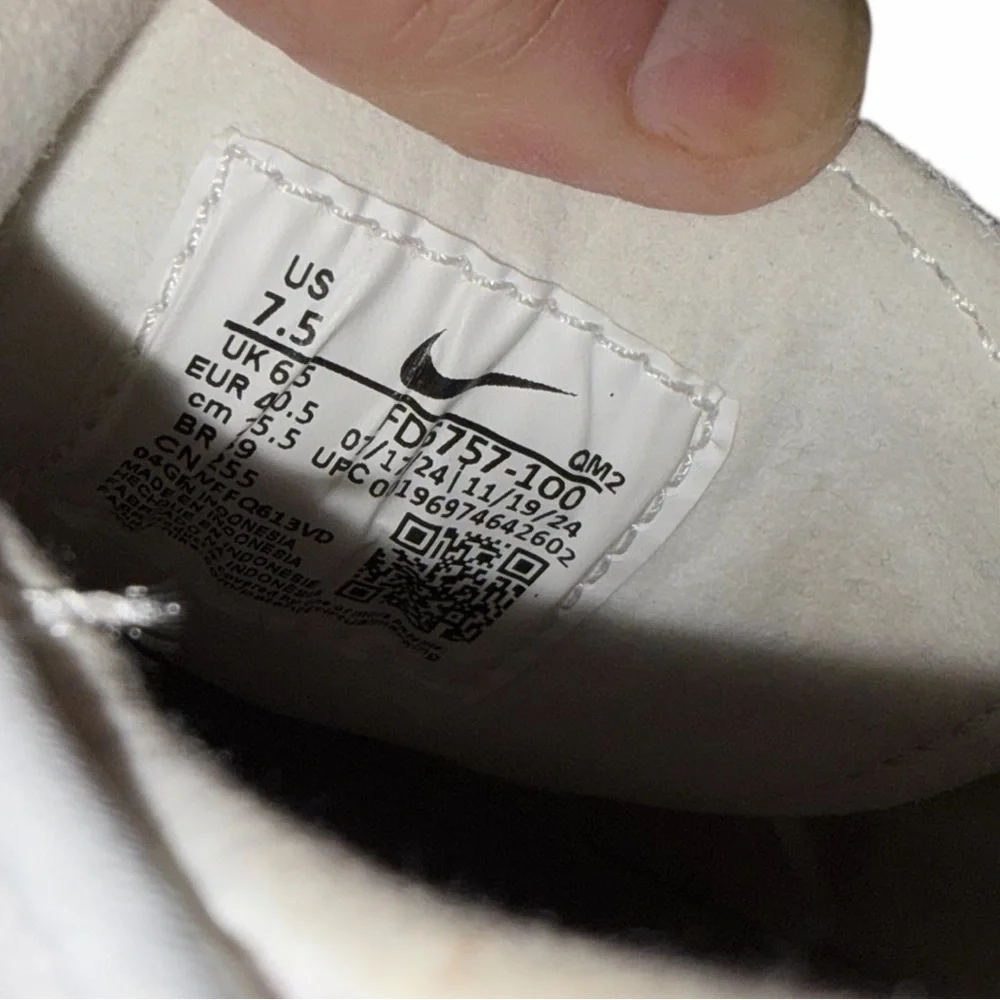 Nike SB Zoom Janoski OG+Skate shoes / Summit white & black 7.5 - Picture 7 of 7